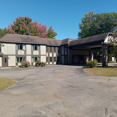 Paradise Shores Hotel Holcombe Екстериор снимка