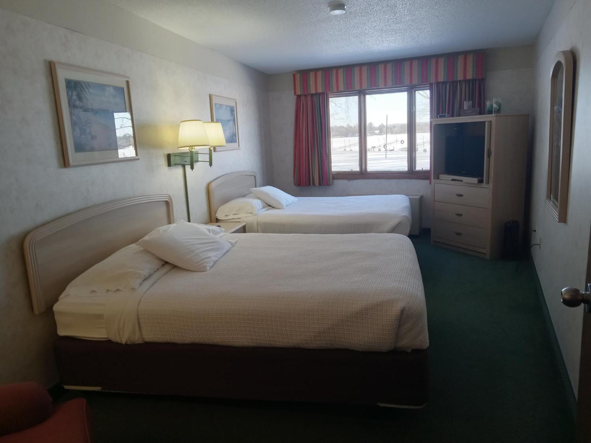 Paradise Shores Hotel Holcombe Екстериор снимка
